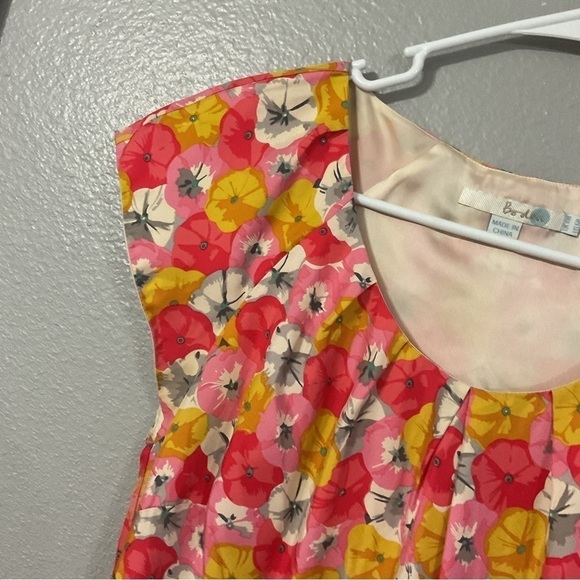 Boden Womens Silk Floral Dress Pink Yellow Short Sleeve Scoop Neck Pleated 6R - Picture 10 of 12